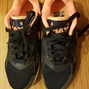 Nike Airmax Size 6